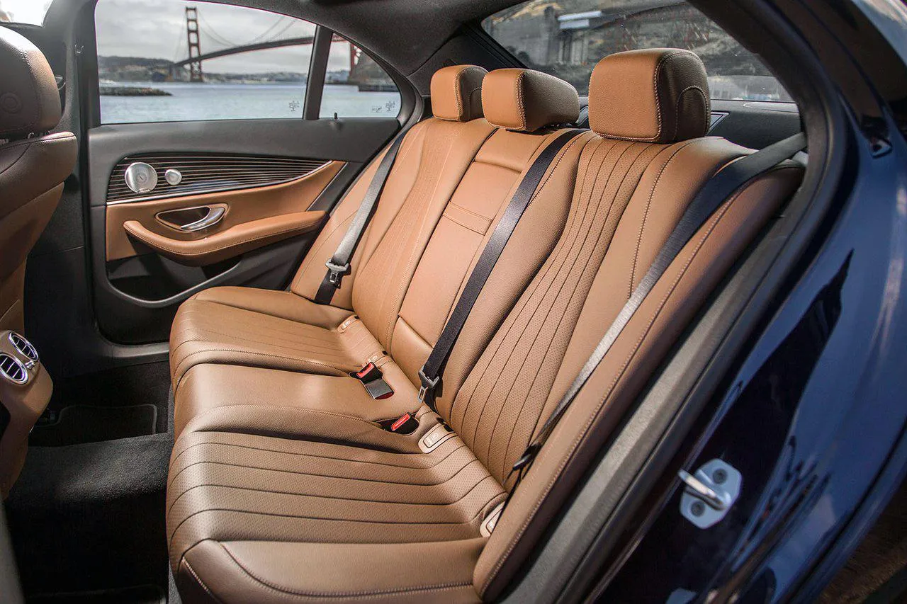 Mercedes E 213