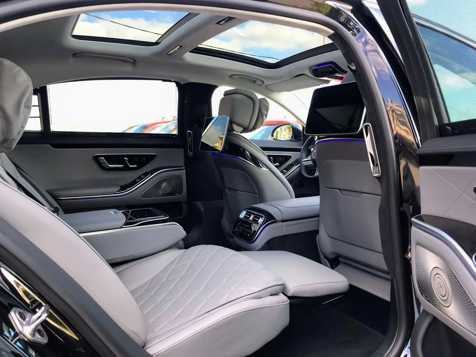Mercedes-Benz S-Class W223